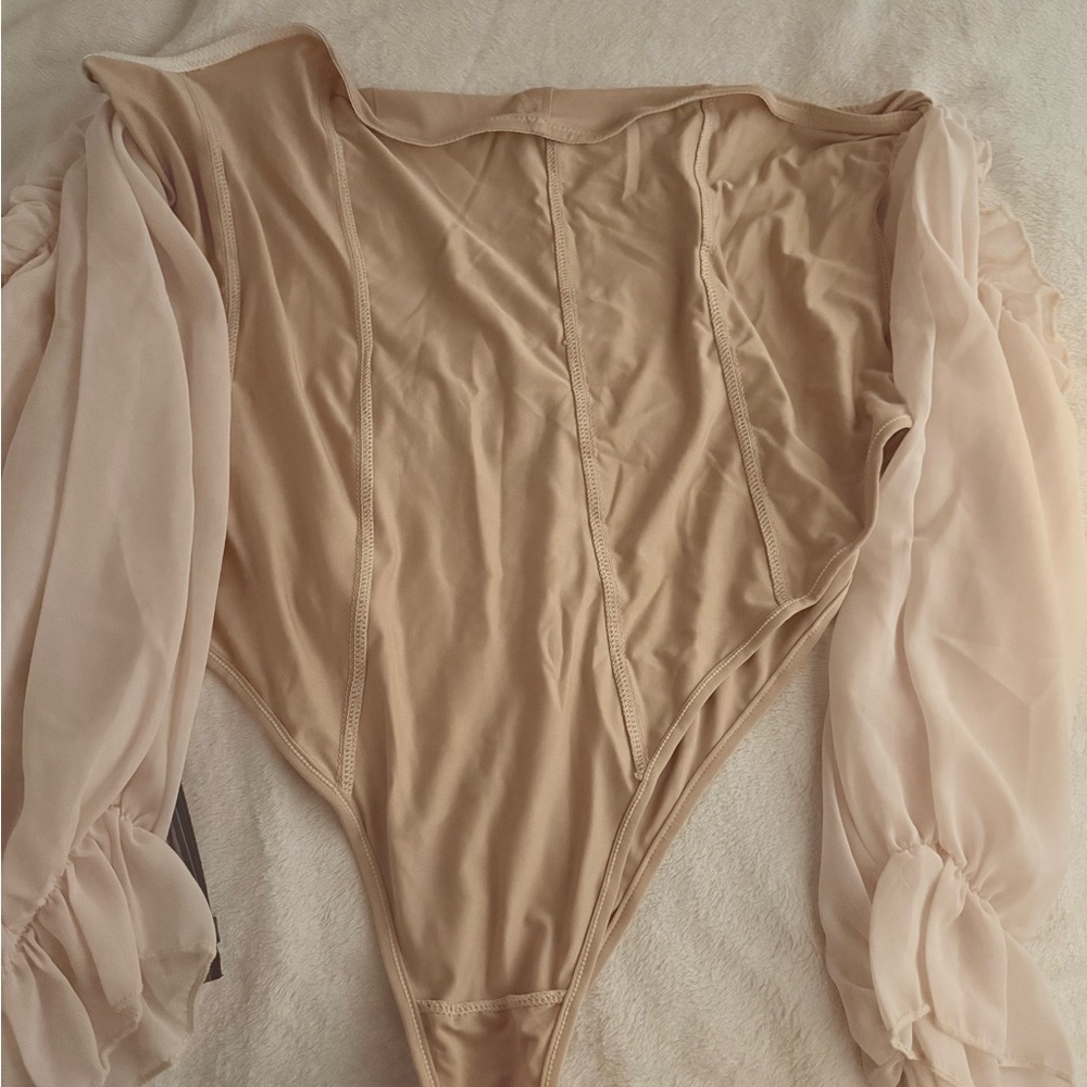SHEIN Beige Chiffon Sleeve Bodysuit
